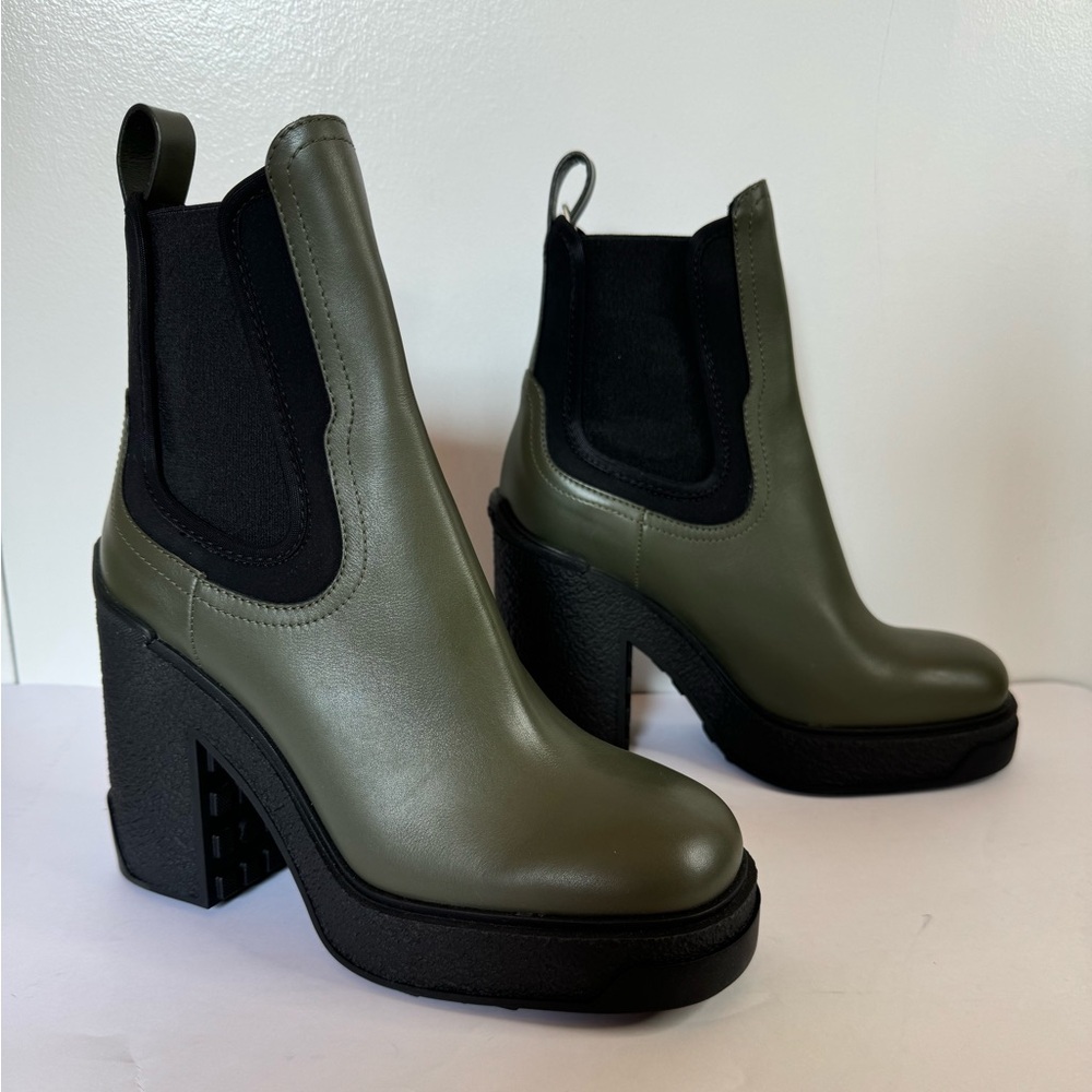MONCLER Isla Block Heel Chelsea Boot